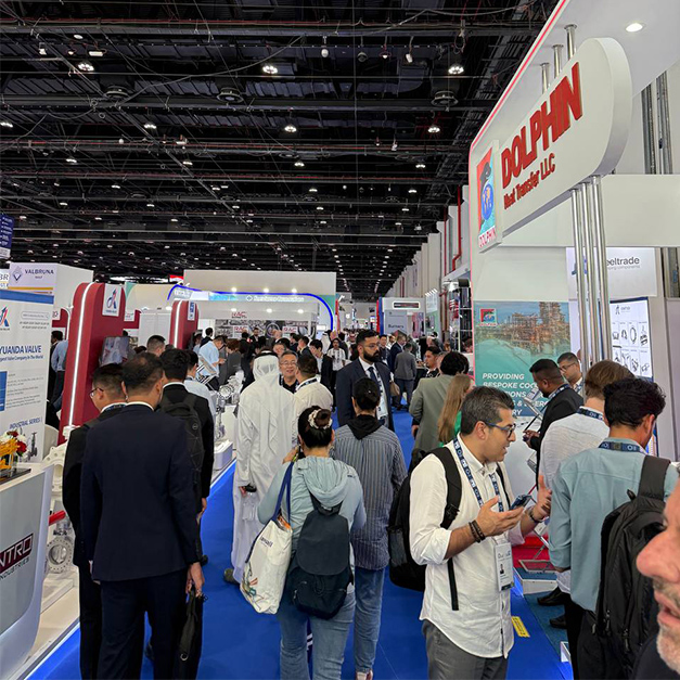 Сотрудники компании Greenline на выставке ADIPEC 2024